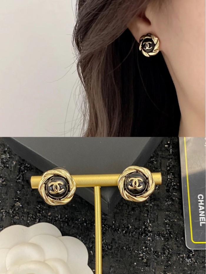Chanel Luxury Womens Earrings