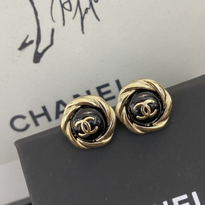 Chanel Luxury Womens Earrings