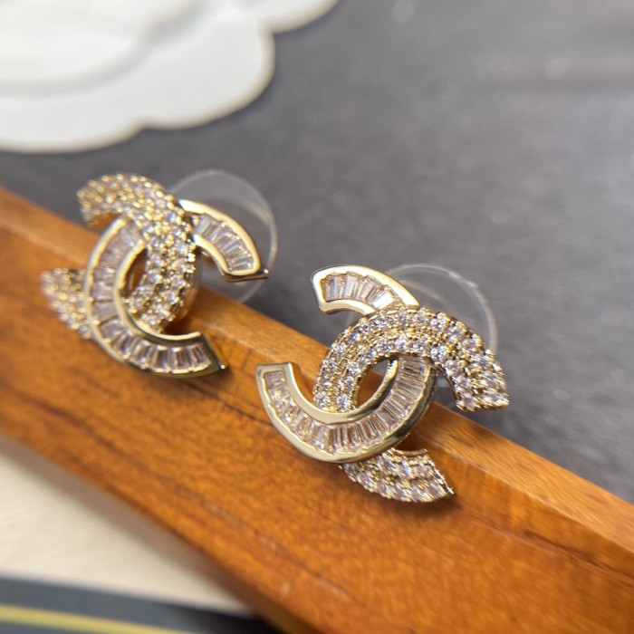 Chanel Luxury Womens Earrings