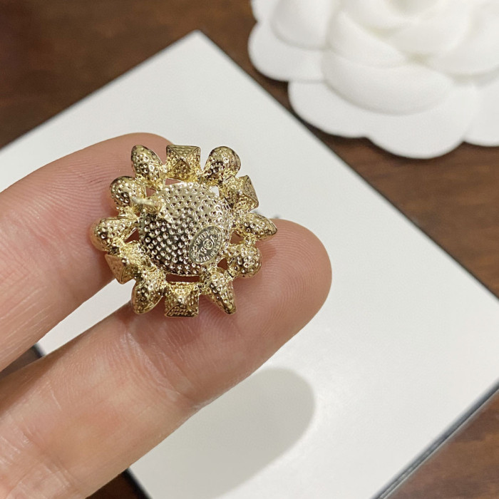 Chanel Luxury Womens Earrings