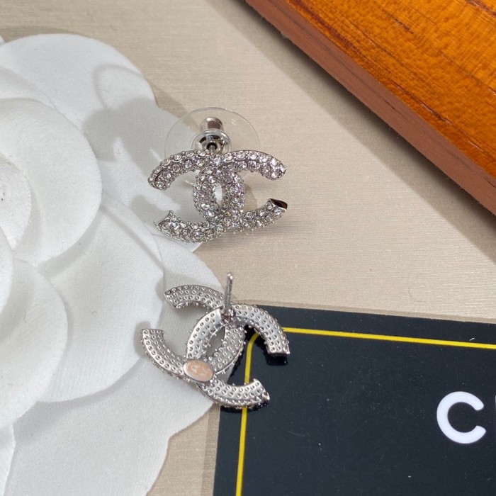 Chanel Luxury Womens Earrings