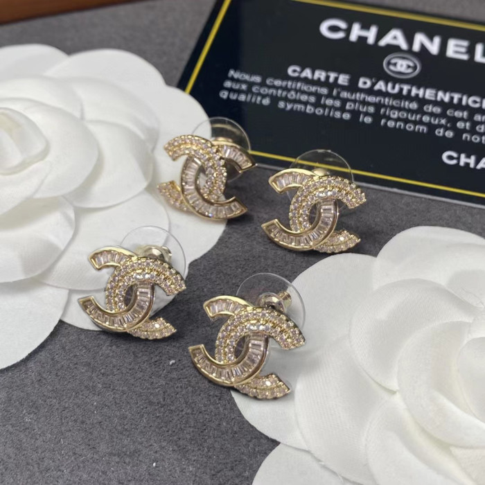 Chanel Luxury Womens Earrings