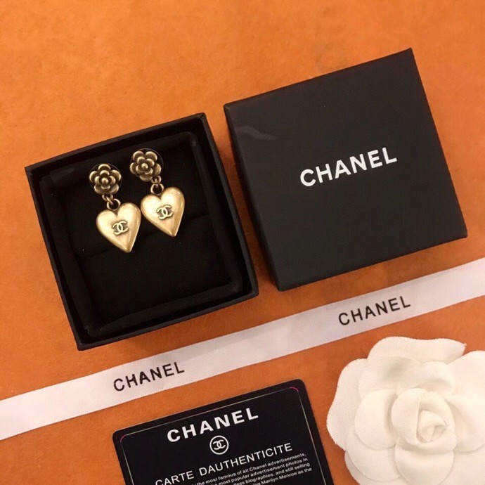 Chanel Luxury Womens Earrings