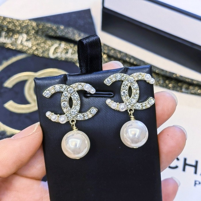 Chanel Luxury Womens Earrings