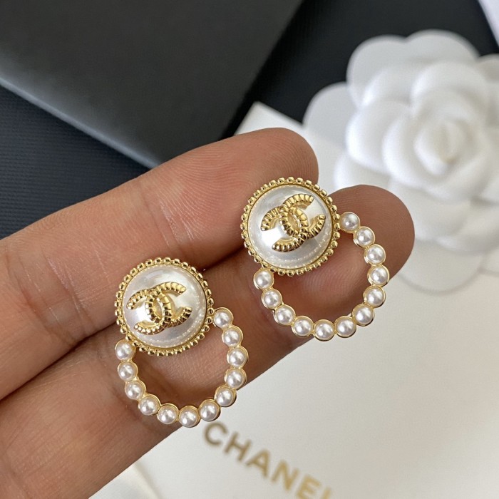 Chanel Luxury Womens Earrings
