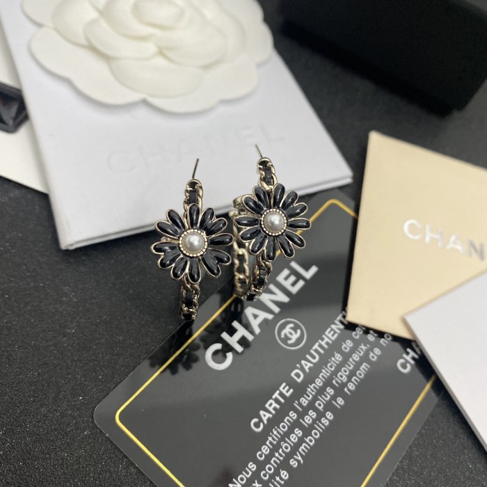 Chanel Luxury Womens Earrings