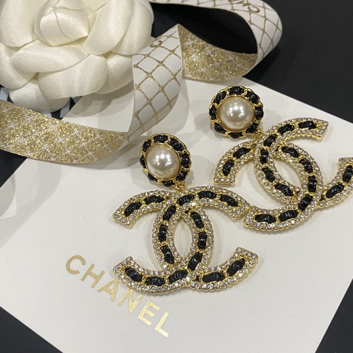 Chanel Luxury Womens Earrings