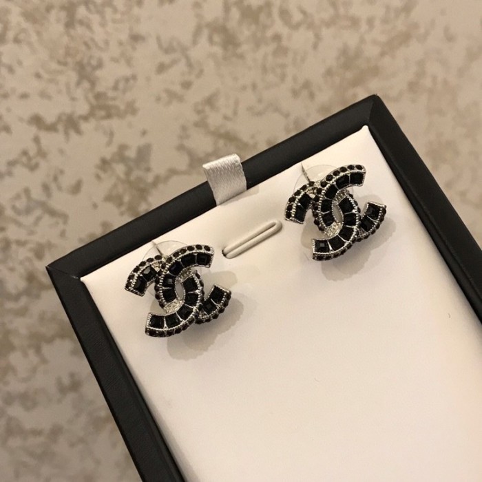 Chanel Luxury Womens Earrings