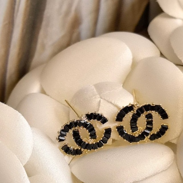 Chanel Luxury Womens Earrings