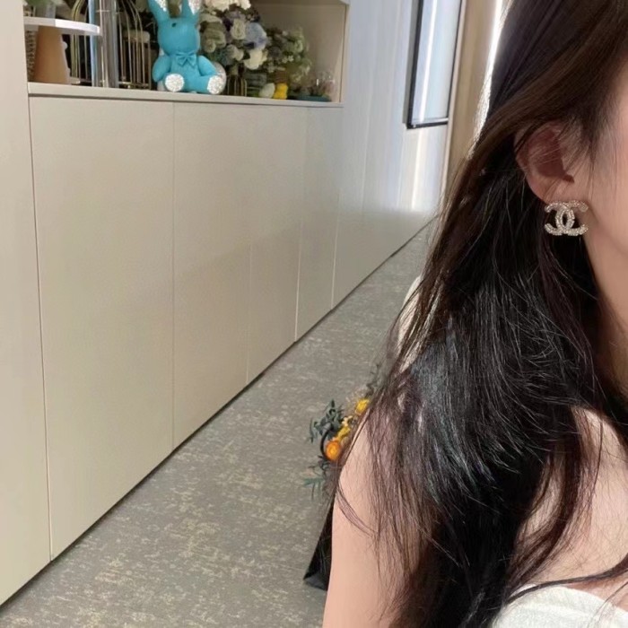 Chanel Luxury Womens Earrings