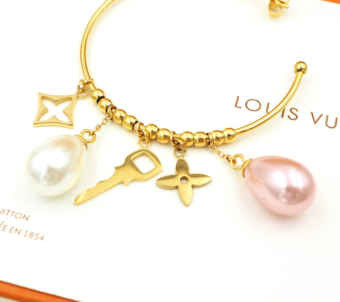 Louis Vuitton Luxury Womens Earrings