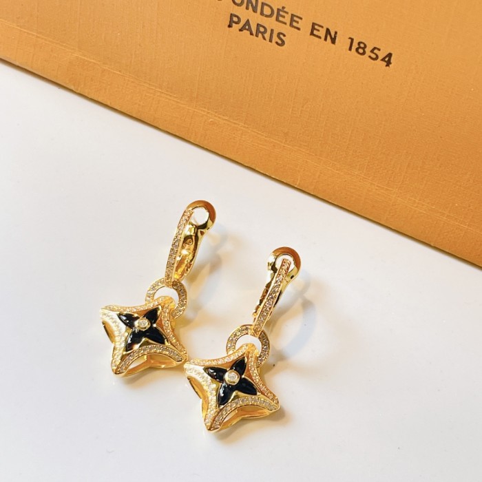 Louis Vuitton Luxury Womens Earrings
