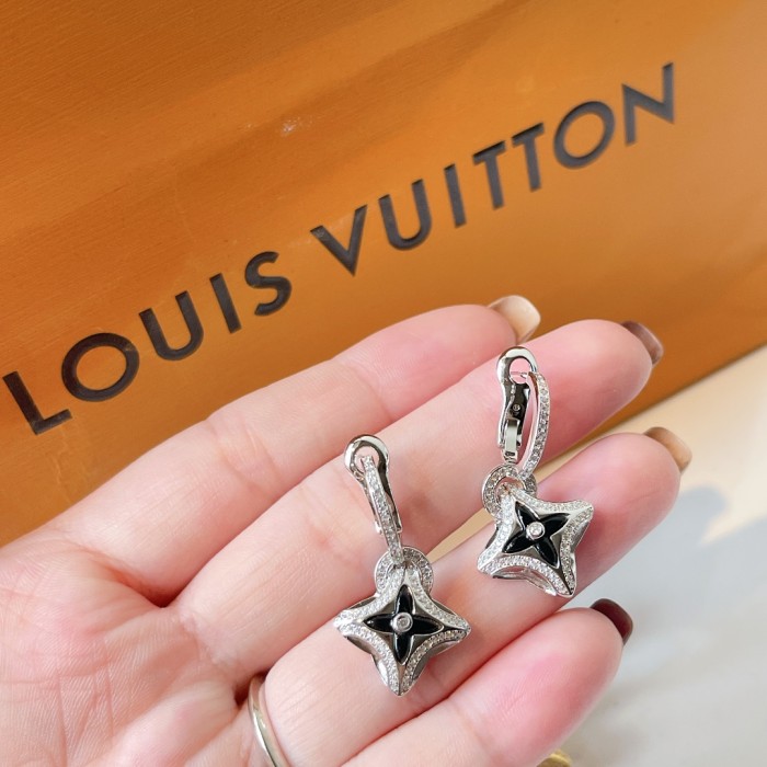Louis Vuitton Luxury Womens Earrings