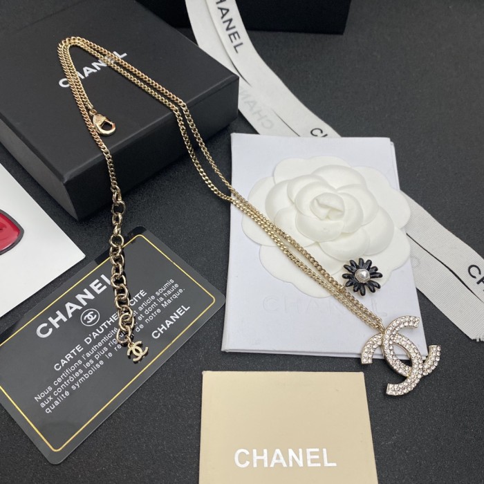 Chanel Luxury Womens Necklace