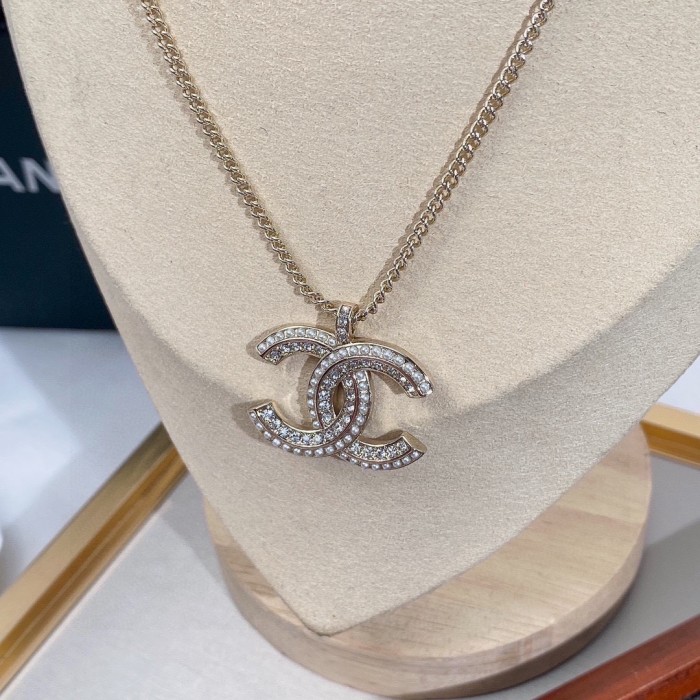 hanel Luxury Womens Necklace