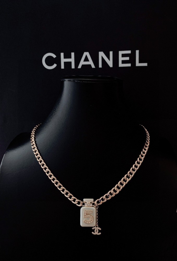 Chanel Luxury Womens Necklace