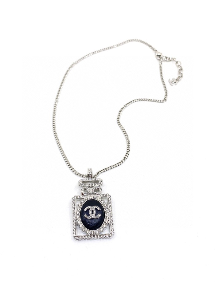 Chanel Luxury Womens Necklace