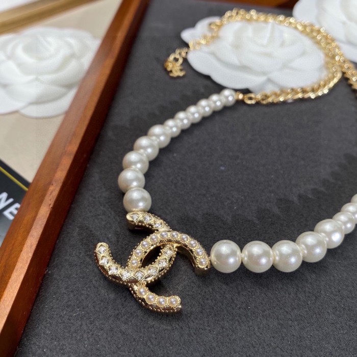 Chanel Luxury Womens Necklace