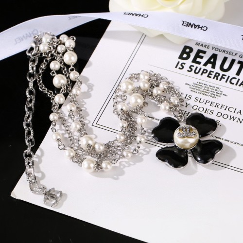 Chanel Luxury Womens Necklace