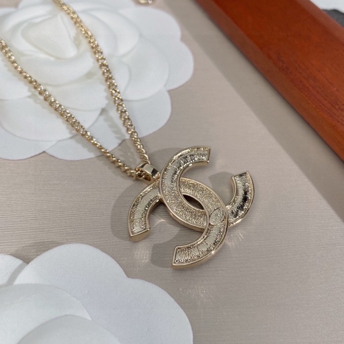 hanel Luxury Womens Necklace