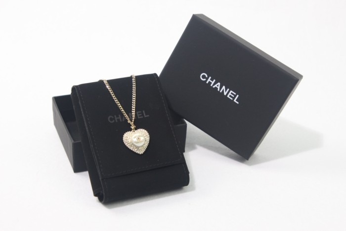 Chanel Luxury Womens Necklace
