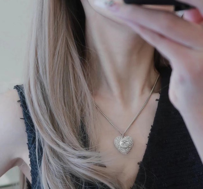Chanel Luxury Womens Necklace