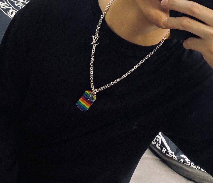 Louis Vuitton Luxury Men Womens Necklace
