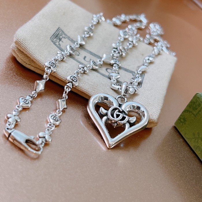 Gucci Luxury Men Womens Necklace
