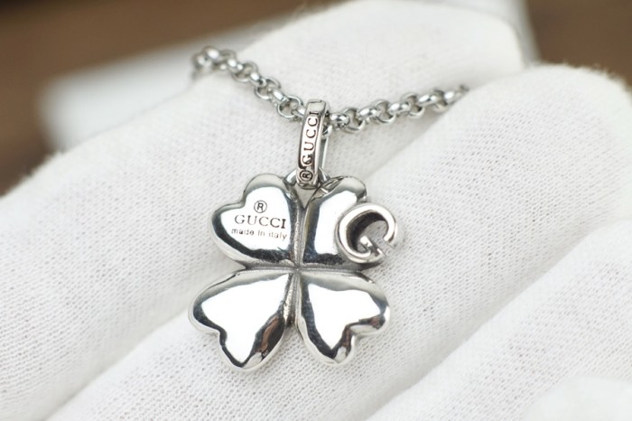Gucci Luxury Womens Necklace