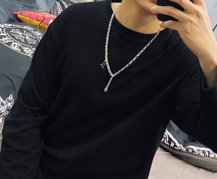 Louis Vuitton Luxury Men Womens Necklace