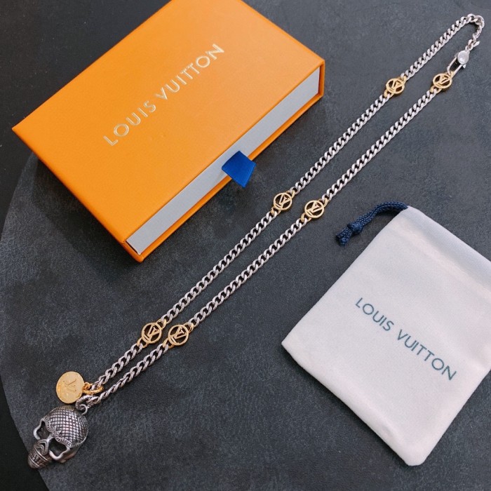 Louis Vuitton Luxury Men Womens Necklace