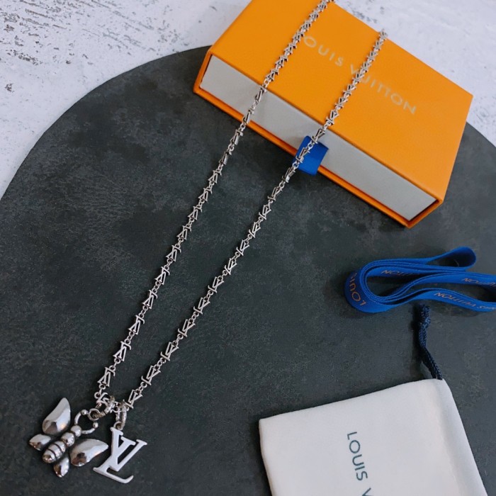 Louis Vuitton Luxury Men Womens Necklace