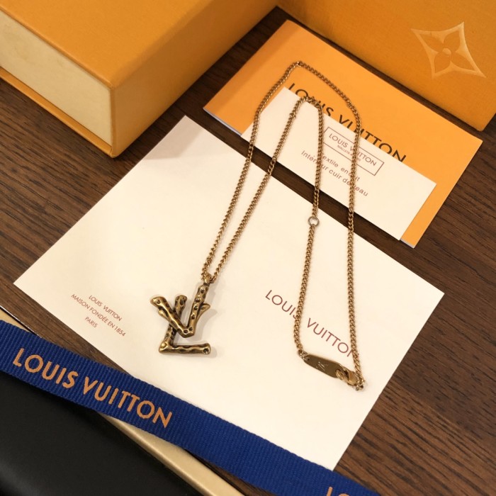 Louis Vuitton Luxury Men Womens Necklace Earrings