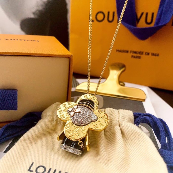 Louis Vuitton Luxury Men Womens Necklace