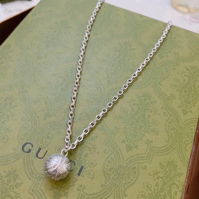 Gucci Luxury Men Womens Necklace