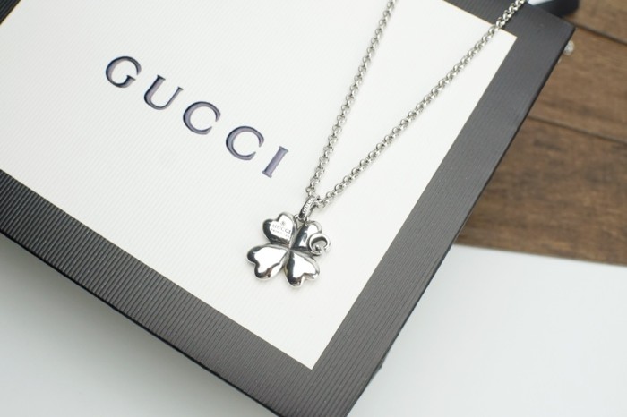 Gucci Luxury Womens Necklace