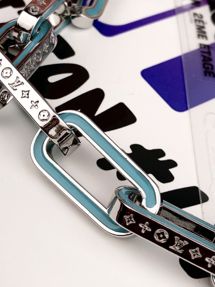 Louis Vuitton Luxury Men Womens Necklace