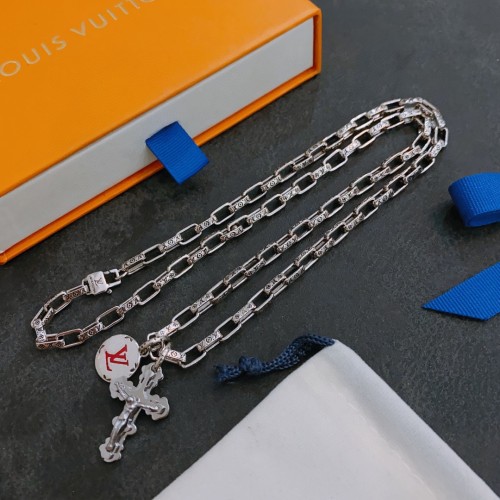 Louis Vuitton Luxury Men Womens Necklace