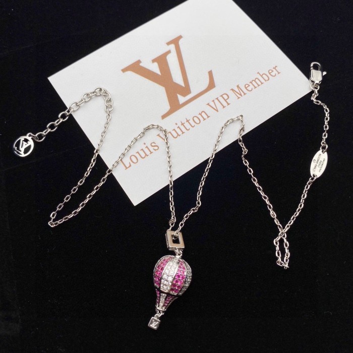 Louis Vuitton Luxury Men Womens Necklace