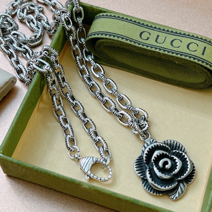 Gucci Luxury Men Womens Necklace