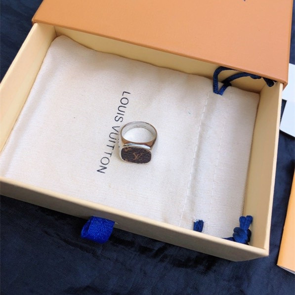 Louis Vuitton Luxury Womens Ring