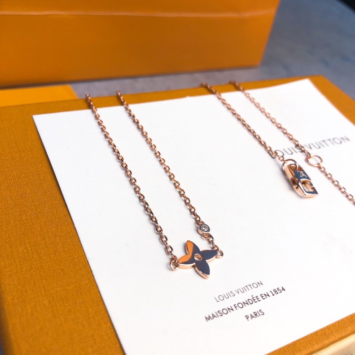 Louis Vuitton Luxury Men Womens Necklace Bracelet