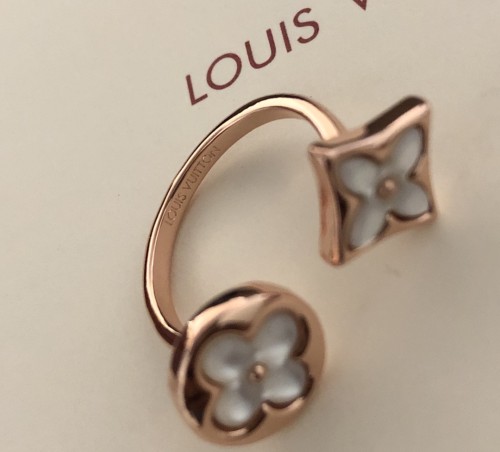 Louis Vuitton Luxury Womens Ring