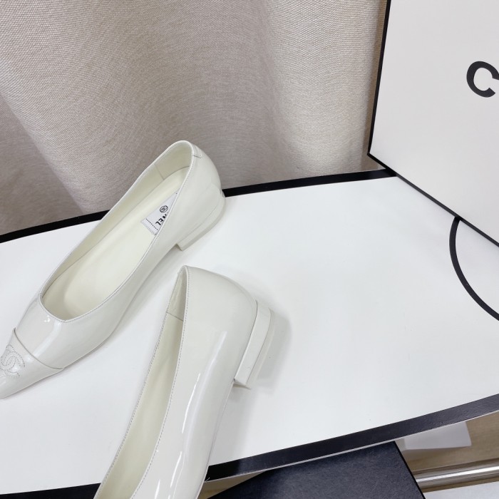Chanel Womens Shoes Pumps Sandals Luxury Brand Design with Original Box Whatsapp +1-3239614486
