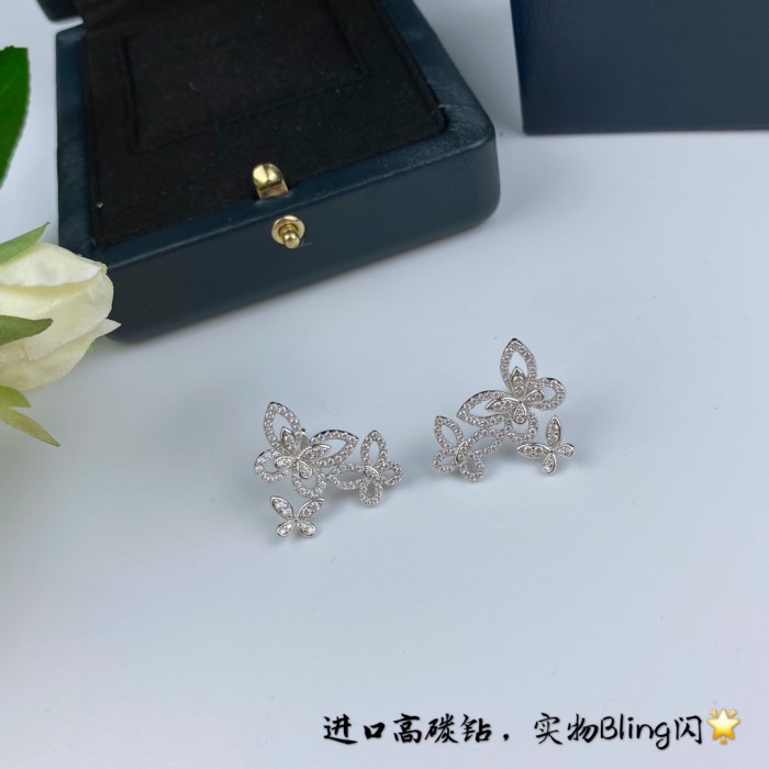 Graff Luxury Womens Earrings with Original Box