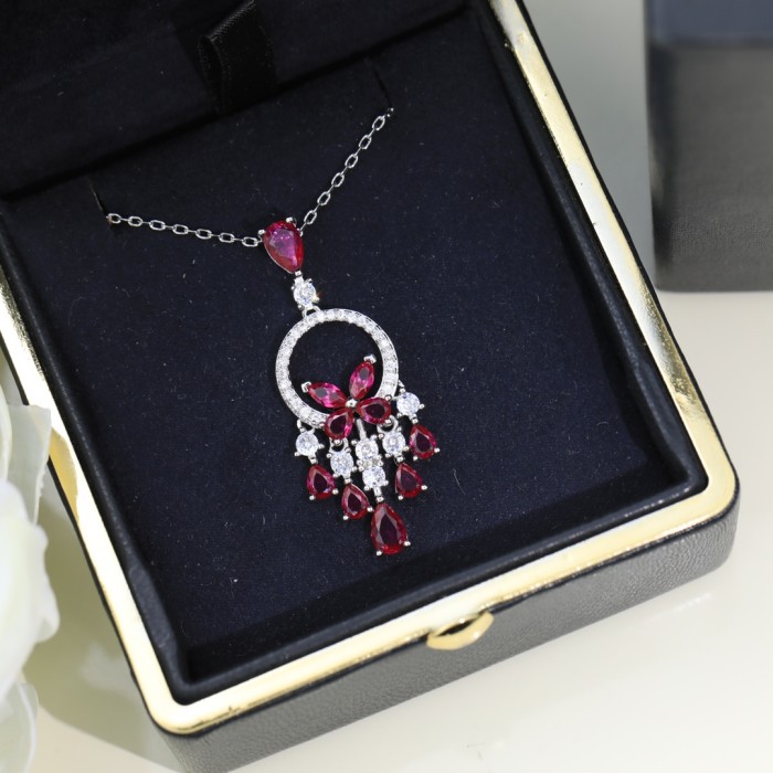 Graff Luxury Womens Necklace with Original Box