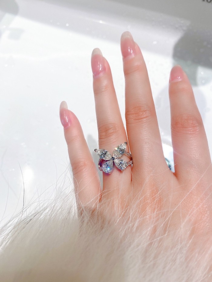 Graff Luxury Womens Ring with Original Box