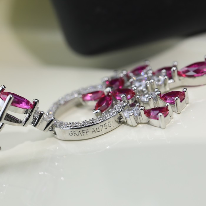 Graff Luxury Womens Necklace with Original Box
