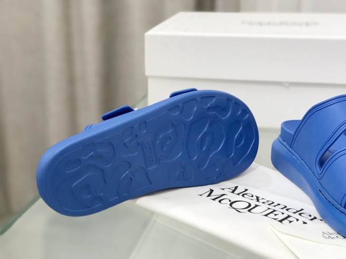 Alexander McQueen Women Shoes Slippers Fashion Design Luxury Brand with Original Box Whatsapp 【+1-3239614486】