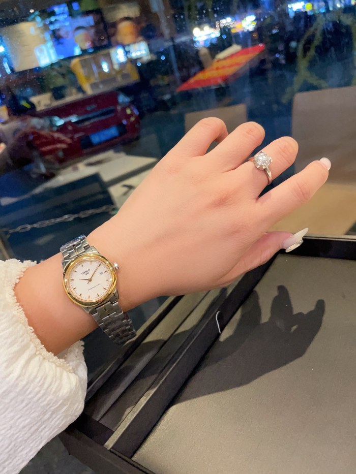 Tissot Womens Watch Luxury Brand Design Fashion Type with Original Box Whatsapp 【+1-3239614486】